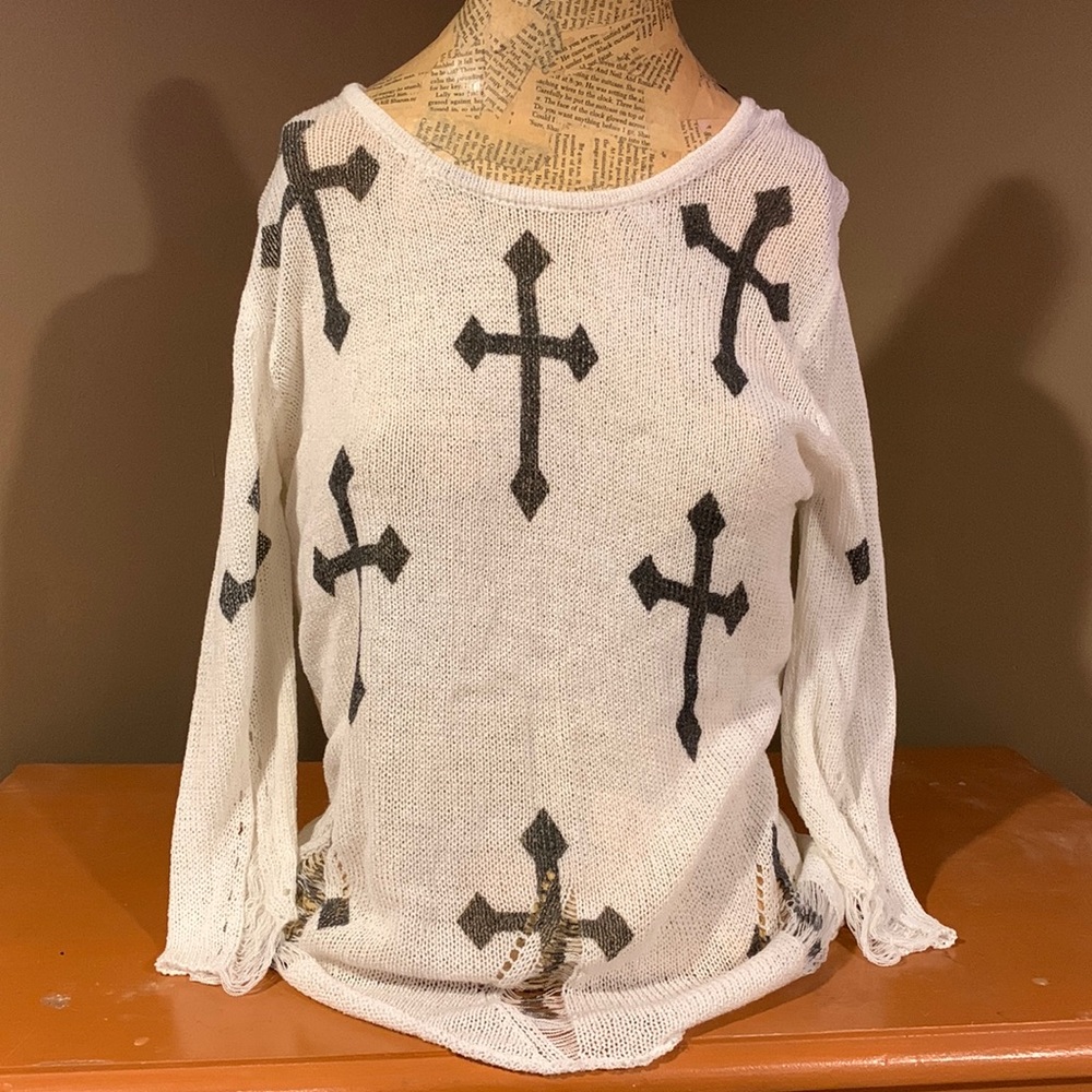 Day trip white crosses distressed shirt